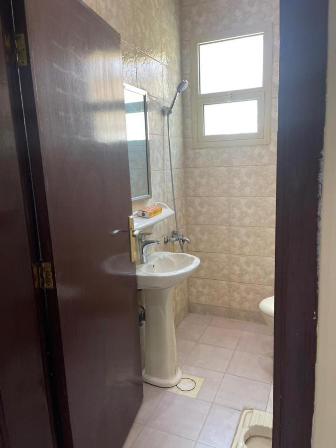 Spacious Apartments At Basla St 3 Mins From King Fahd Stadium Rijád Kültér fotó