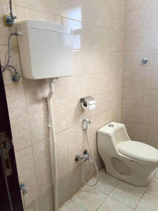 Spacious Apartments At Basla St 3 Mins From King Fahd Stadium Rijád Kültér fotó